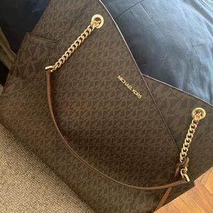 Michael Kors purse